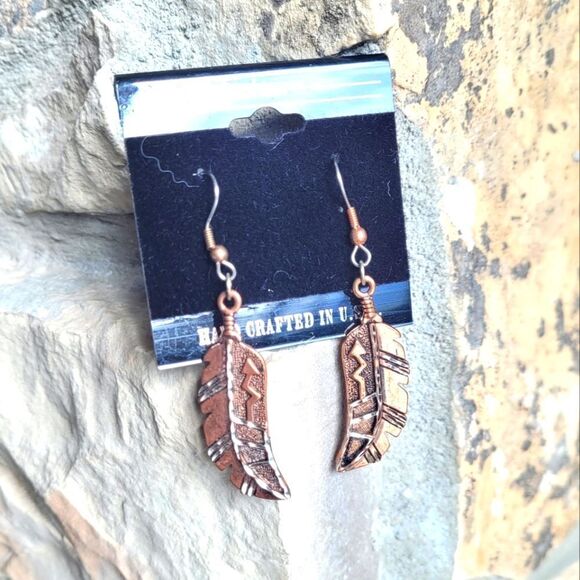 New! Coppery Tribal Feather Dangle Earrings 🪶 - Picture 1 of 4